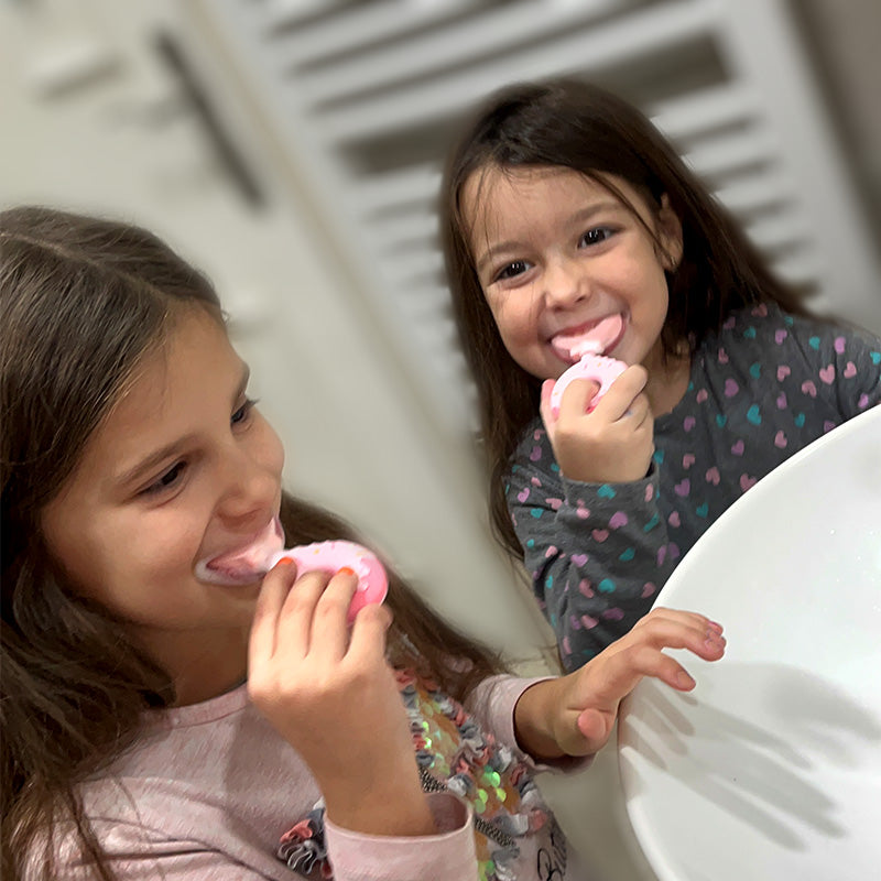 Belli Denti® Set - Spazzolino e Dentifricio Schiumogeno